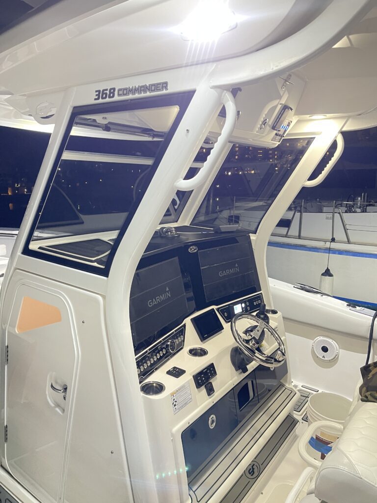 seafox-368-commander boat detail. Center Console